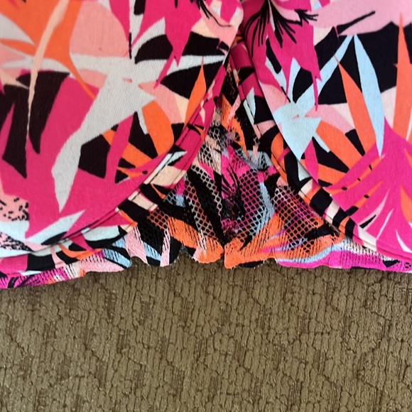 No Boundaries Women’s T-Shirt Bra  Size 40DD with Adjustable Straps, Jungle Pink - Picture 5 of 14